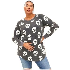 Torrid Skull Print Tunic Sweatshirt Plus Size 1X  Alt Gothic NWT